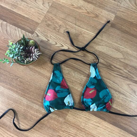 Five-O tropical anthurium triangle bikini top small - Picture 4 of 9